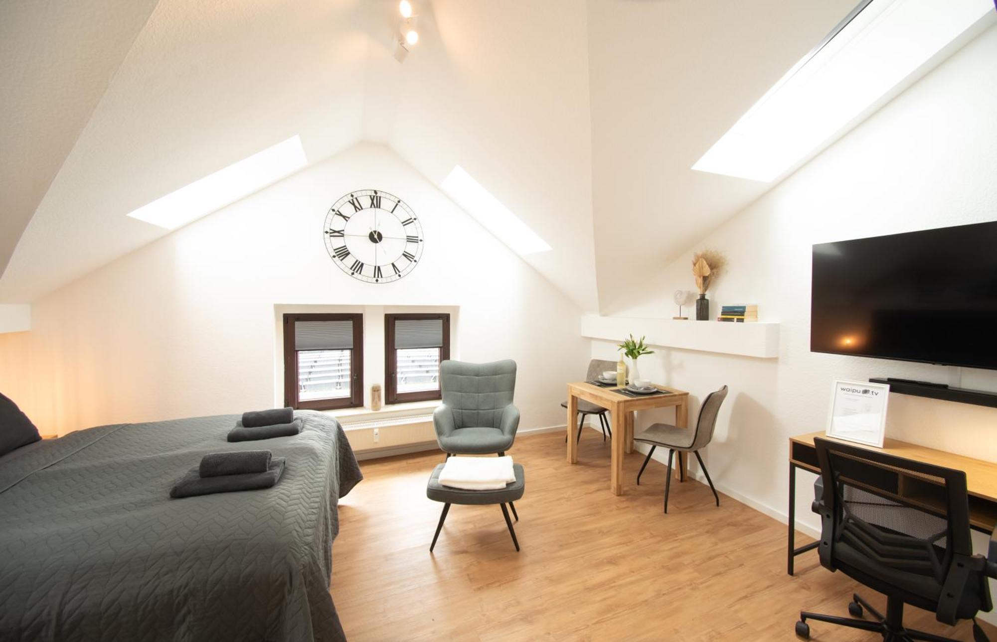Sweethome - Zentral - Kueche & Parkplatz, Wifi Halle  Εξωτερικό φωτογραφία