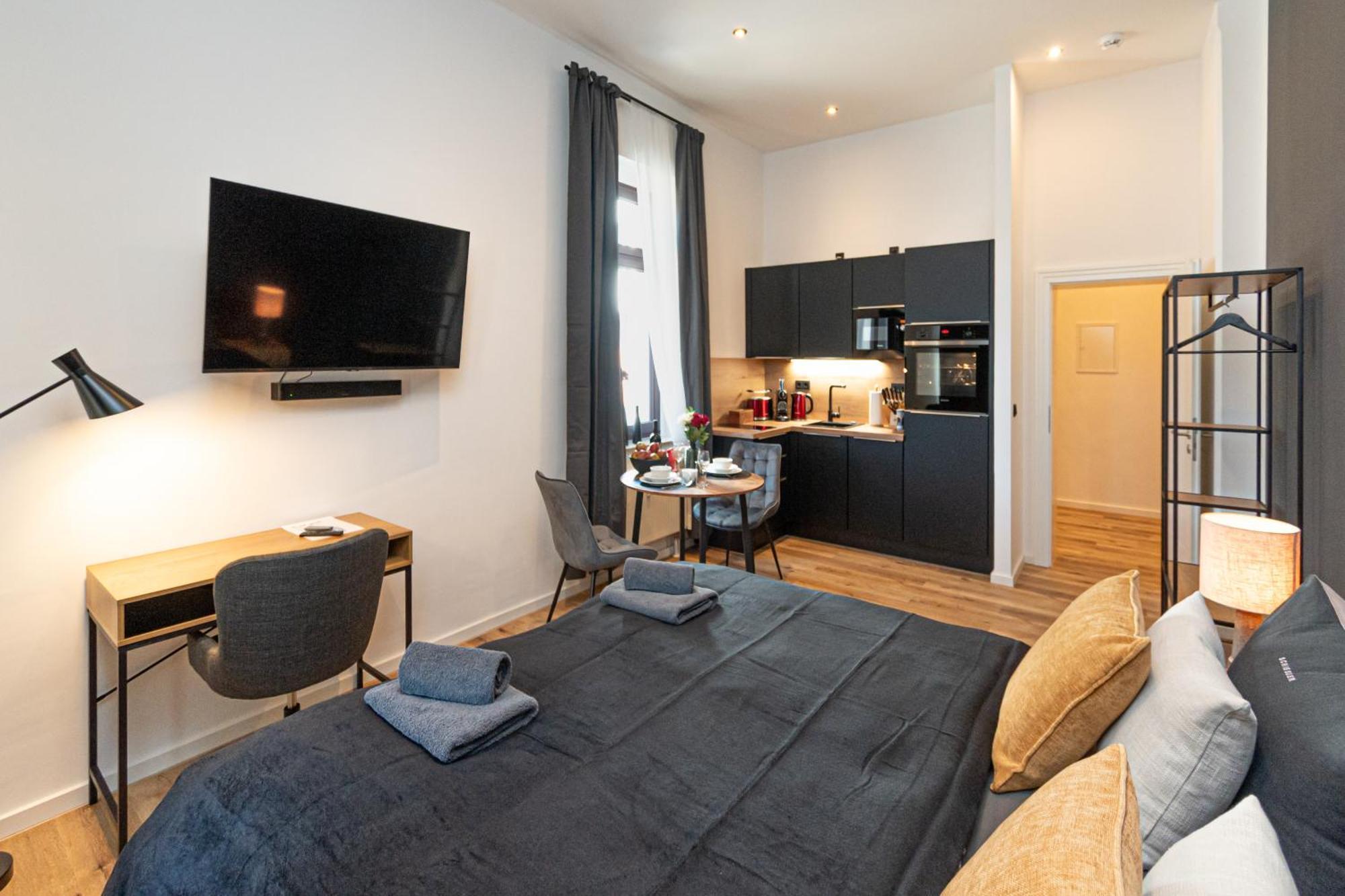 Sweethome - Zentral - Kueche & Parkplatz, Wifi Halle  Εξωτερικό φωτογραφία